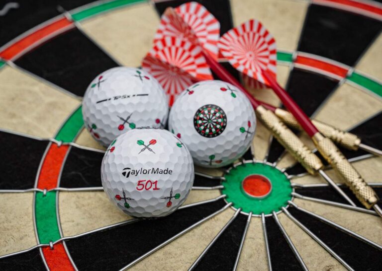 Bộ Bóng Golf TP5x Stripe pix Darts TaylorMade 2025